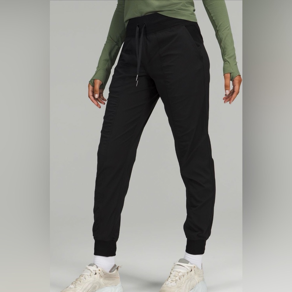Lululemon Dance Studio Mid-Rise Jogger in Black